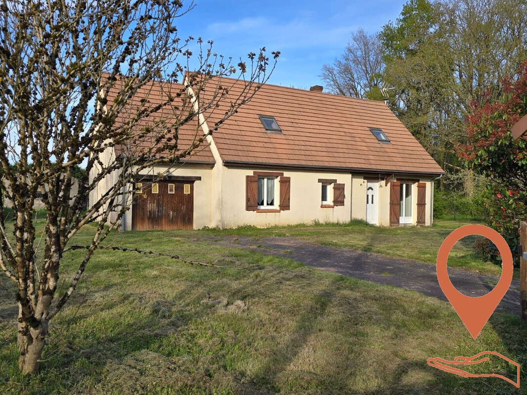 Maison à LA BUSSIERE