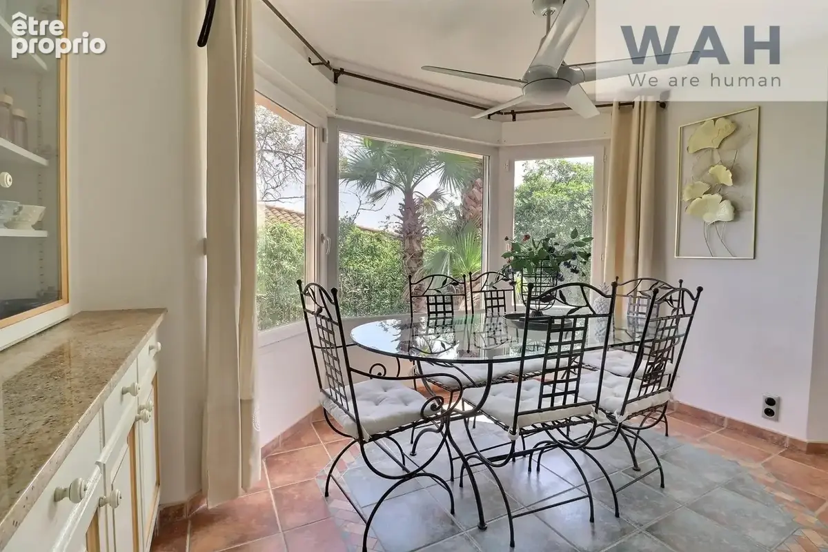 Villa familiale, 7 pièces, 5 chambres avec garage et piscine - photo 10