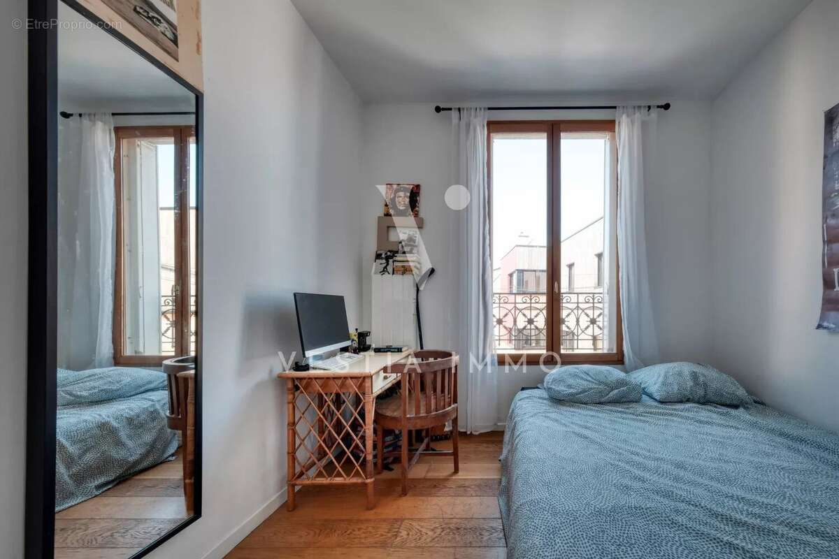 Maison atypique rénovée – 108 m² au sol – 4 chambres – cour privée - photo 7