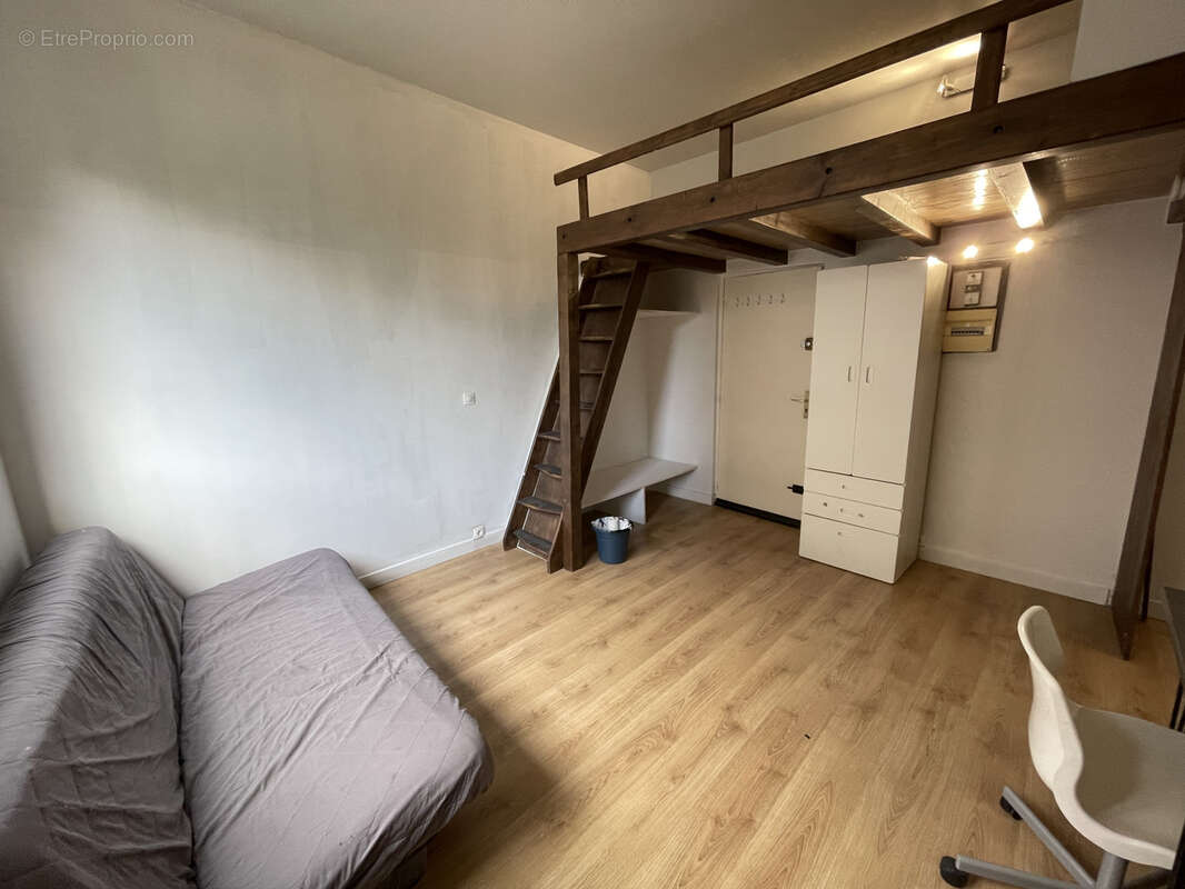 Appartement à CORBEIL-ESSONNES