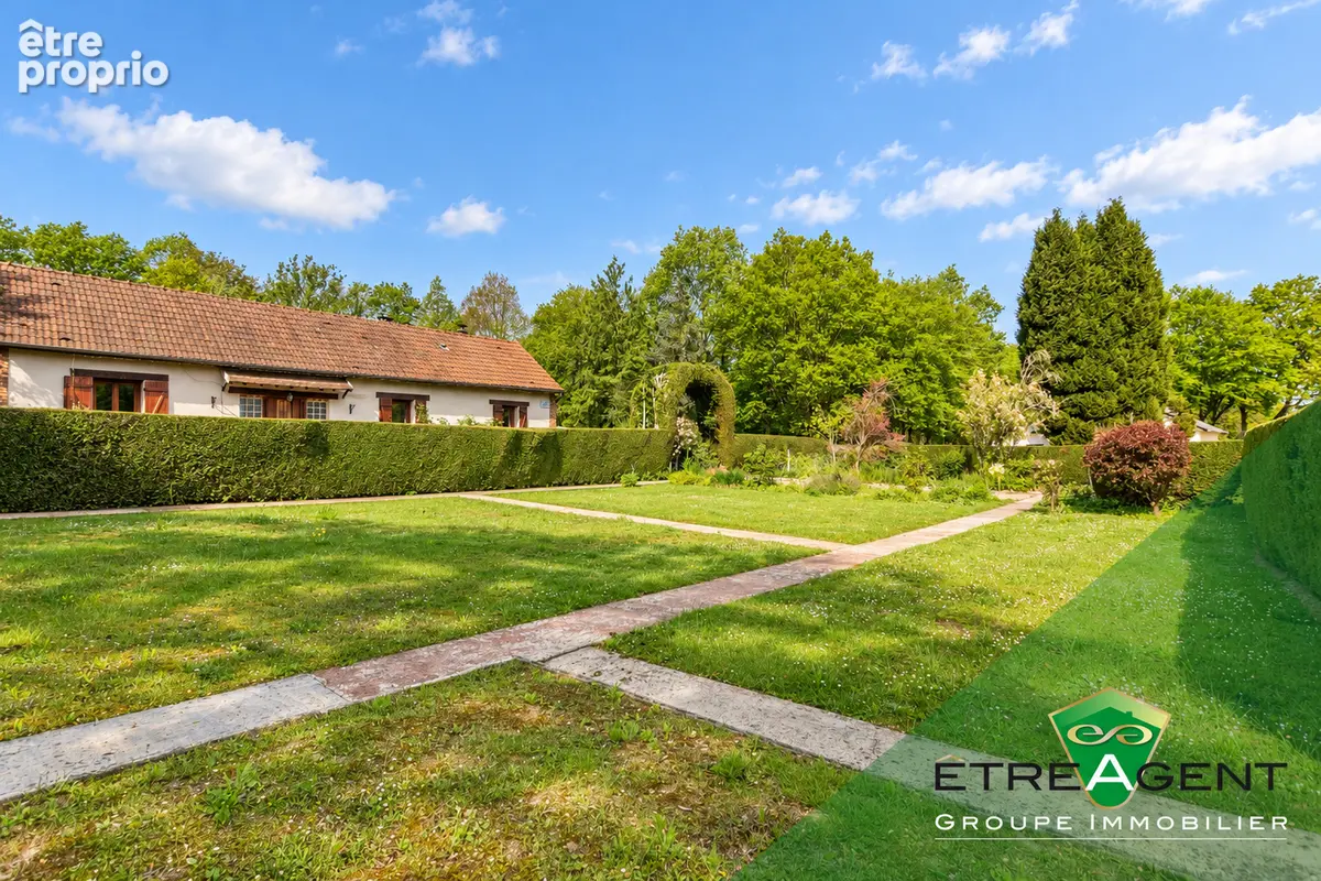 Maison de PLAIN-PIED LE VAL DORÉ - 208 m² - 5 chambres - photo 15