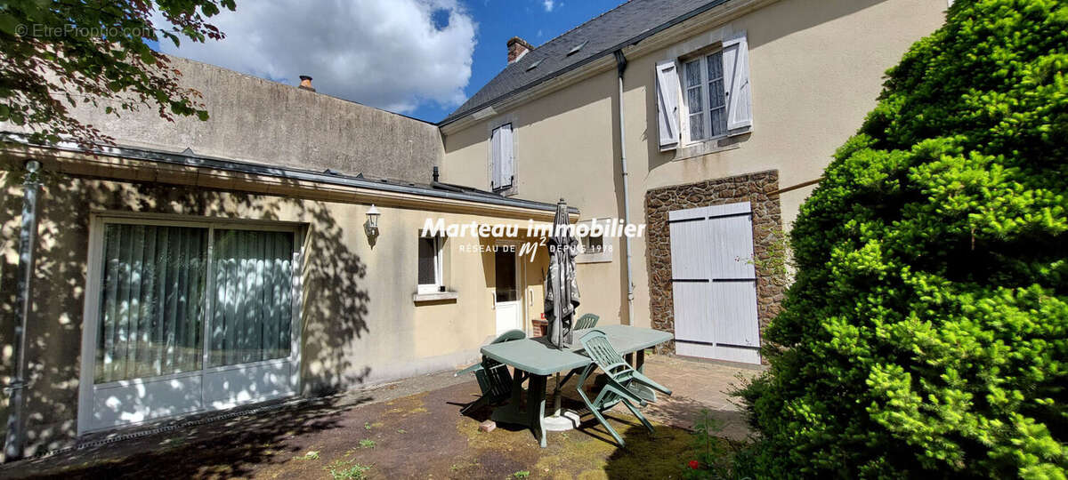 Maison à PRUILLE-LE-CHETIF