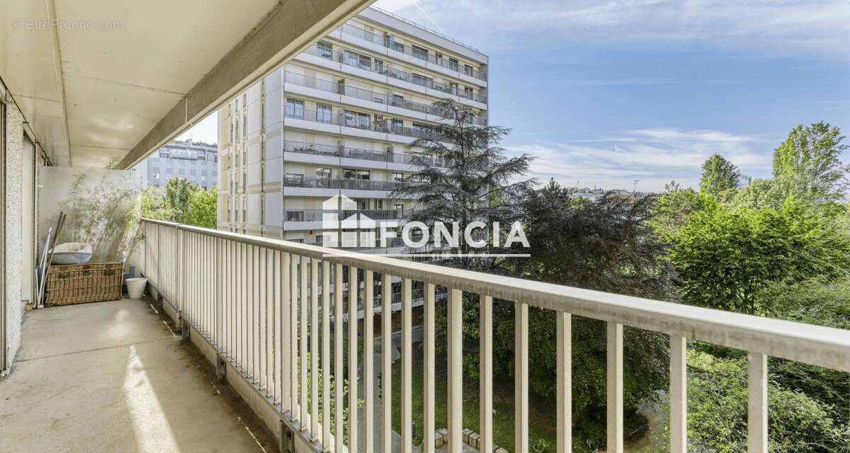 Boulogne-Billancourt – Résidence West End - 2 pièces de 42m2 avec balcon cave et box - photo 4