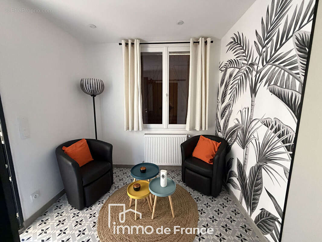 Belle maison en pierre rénovée avec terrain plat - photo 9