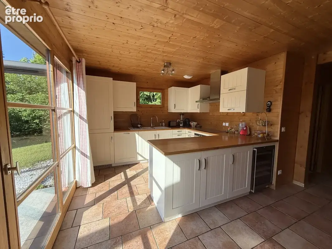 Maison bois 6 pièces à vendre à Grilly   4 chambres   Terrain 1 100 m2   Proche Divonne-les-Bains et Suisse - photo 8