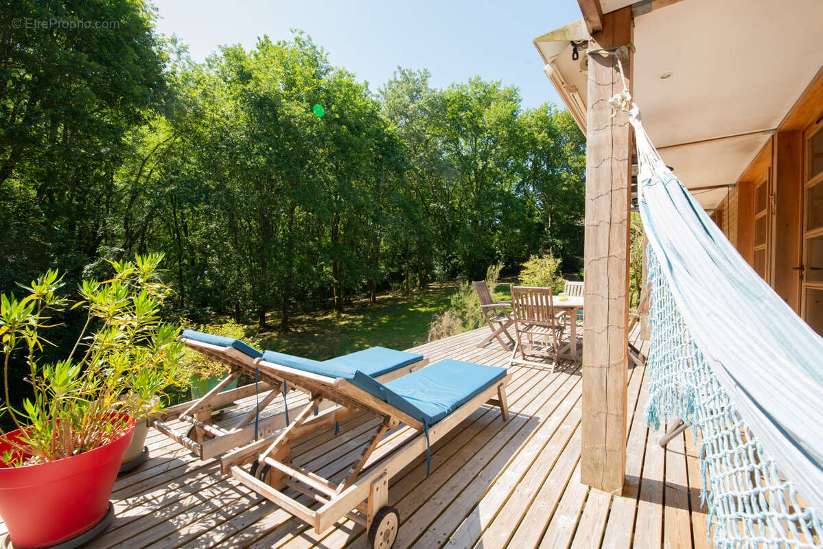 Maison à CABANAC-ET-VILLAGRAINS