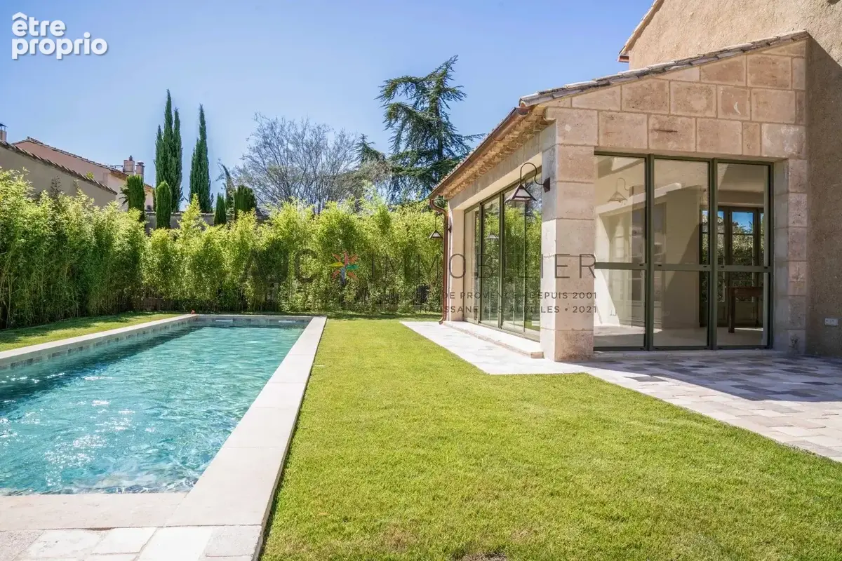Propriété neuve avec piscine – 5 chambres – Eygalières - Village à pieds - photo 4