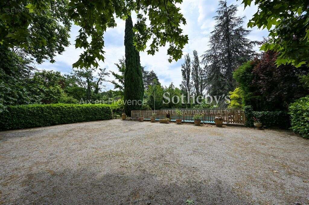 Maison à AIX-EN-PROVENCE