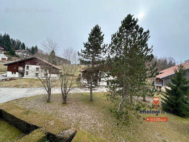 Appartement à LES HOPITAUX-NEUFS