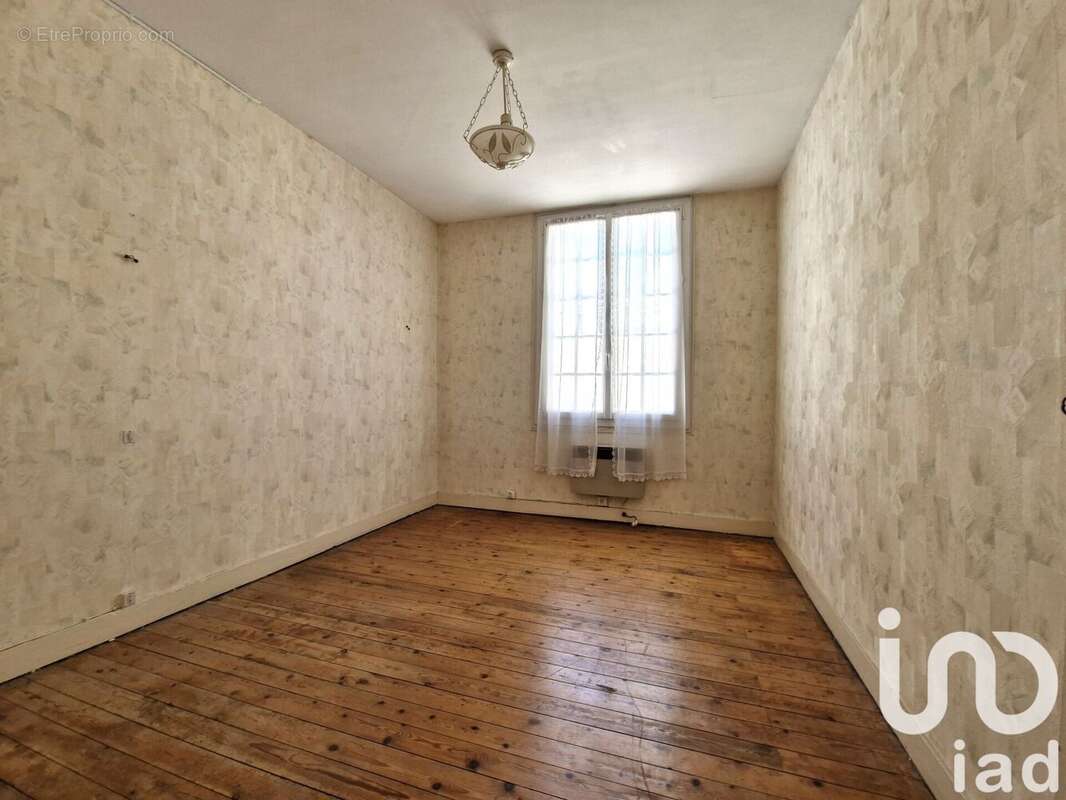 Photo 9 - Maison à AZAY-LE-RIDEAU