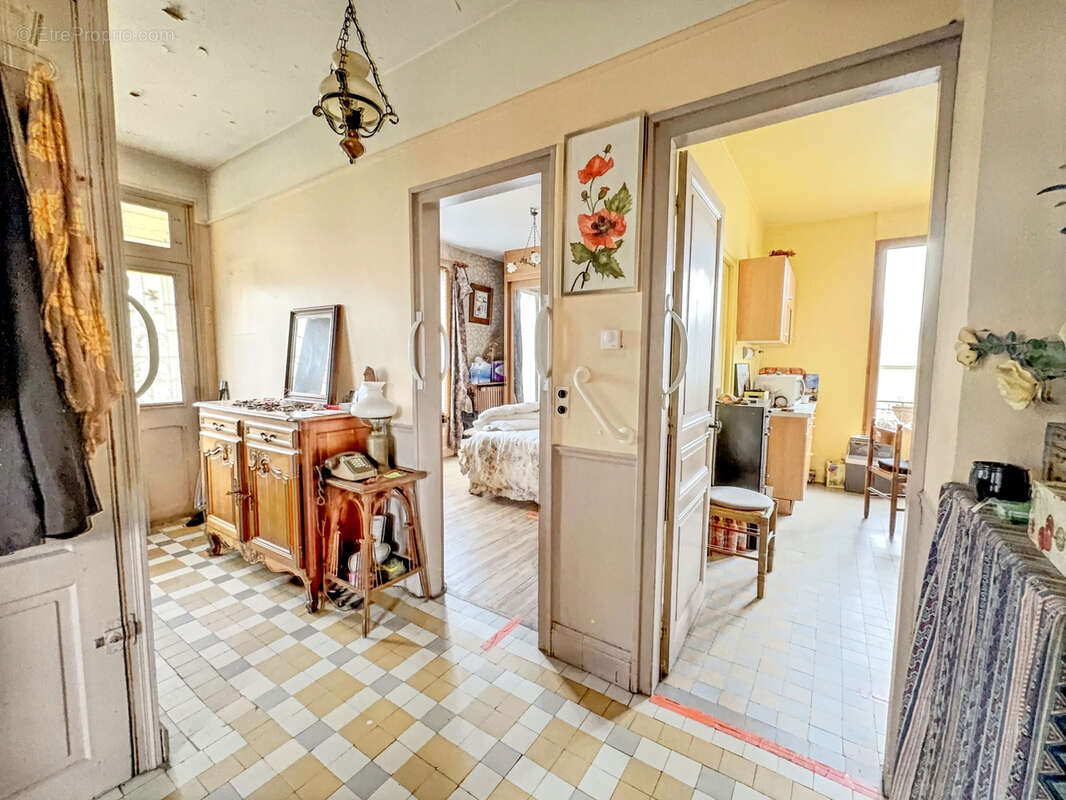 Maison à CHAMPIGNY-SUR-MARNE