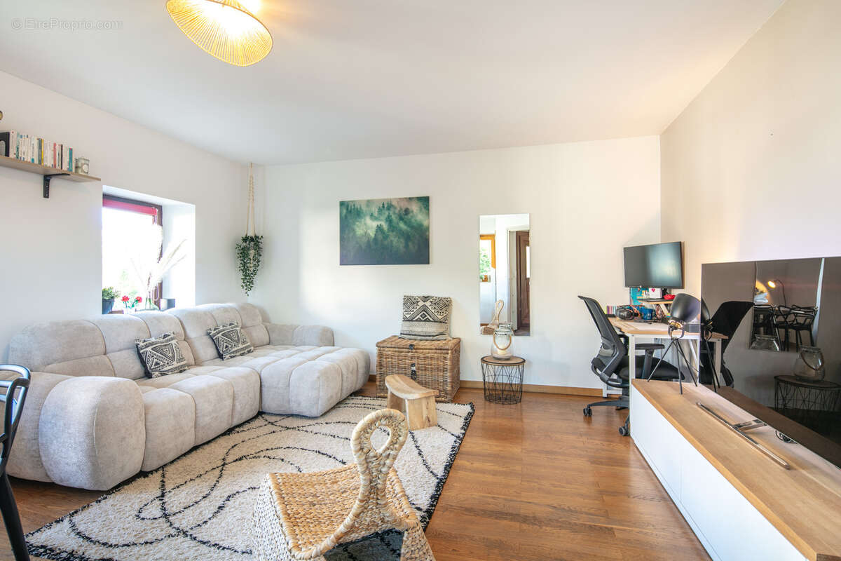 Appartement à MONTMELIAN