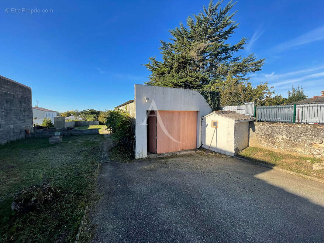 Maison à LONGEVILLE-SUR-MER