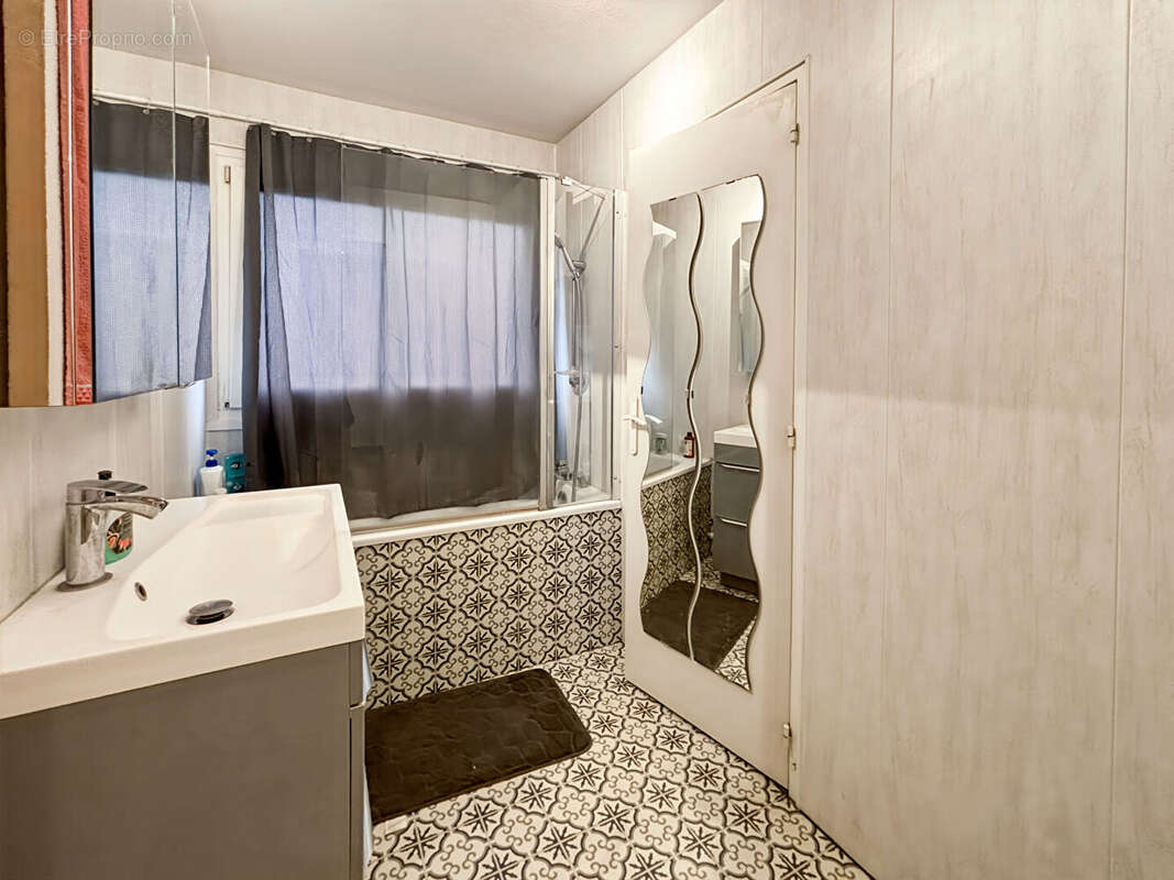 Appartement à LE MEE-SUR-SEINE