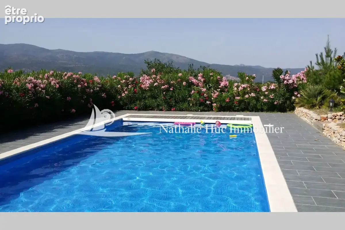 Maison 8 pièces 248 m² à vendre à Prades (66500) - photo 2