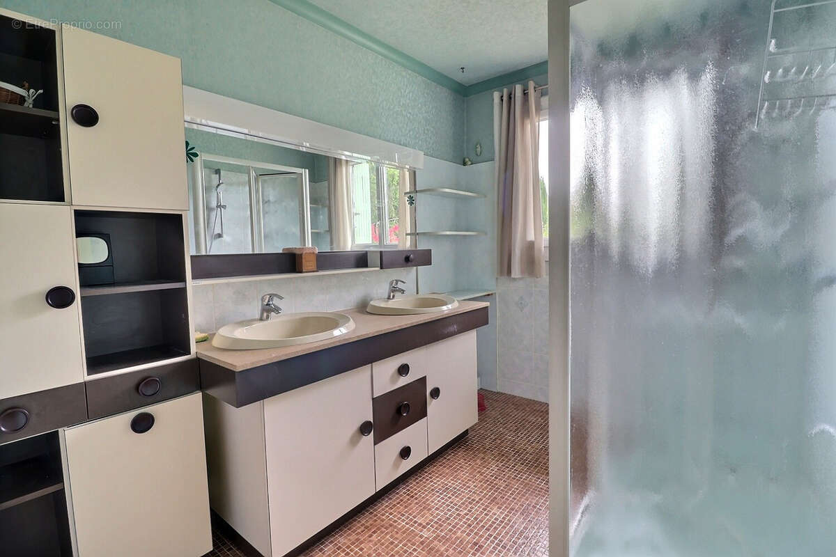 MELLECEY, côte chalonnaise, maison sur sous-sol avec terrain - photo 8