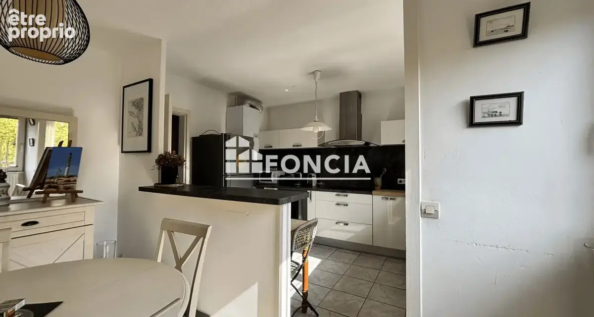 Rochefort – appartement 3 chambres avec balcon, ascenseur et garage - photo 3