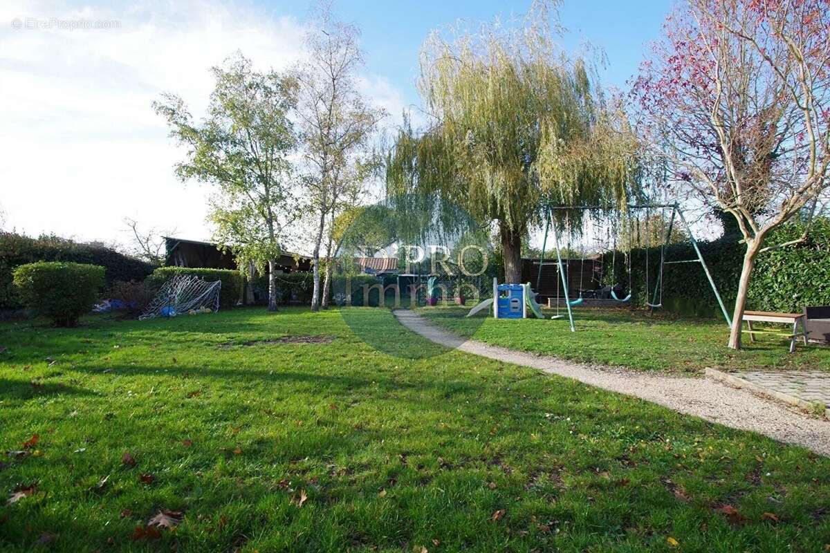 Maison Familiale 4 Chambres Avec Beau Jardin - photo 6