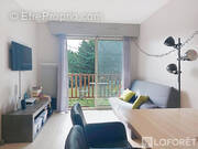 Appartement à VARAVILLE