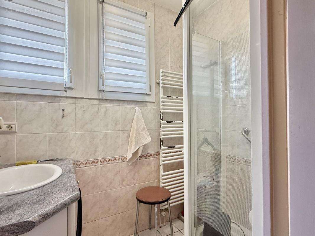 A vendre, Dijon, maison 3 chambres, sous-sol, terrain - photo 9