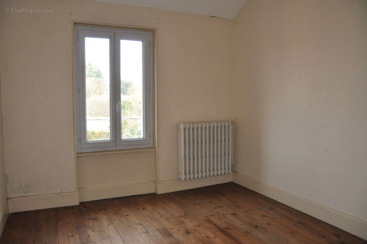 Maison à LAPALISSE