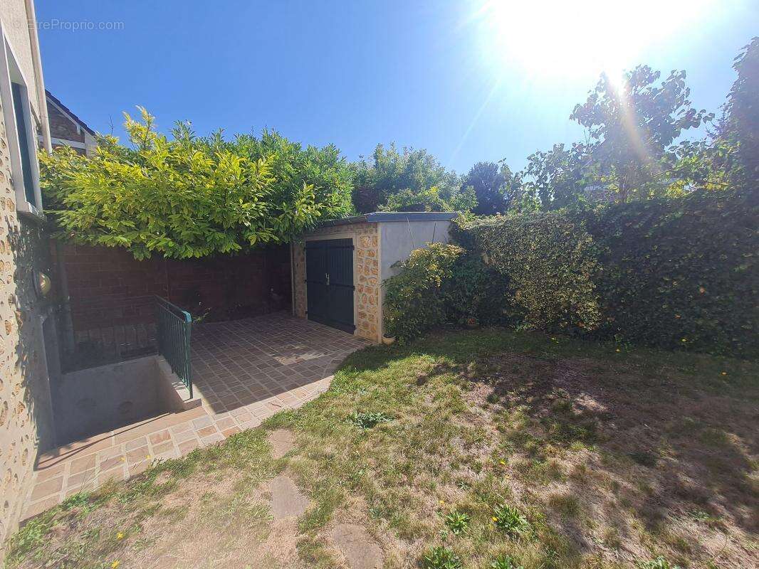 Maison à ATHIS-MONS