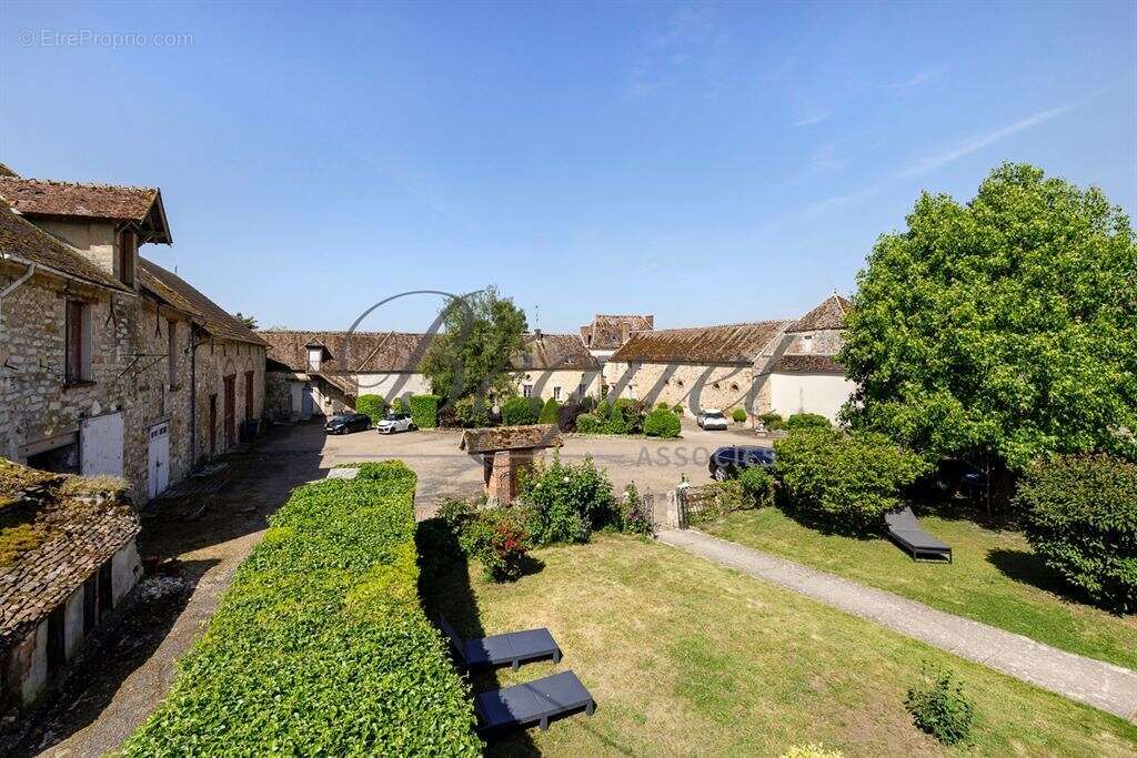 Maison à VOULX