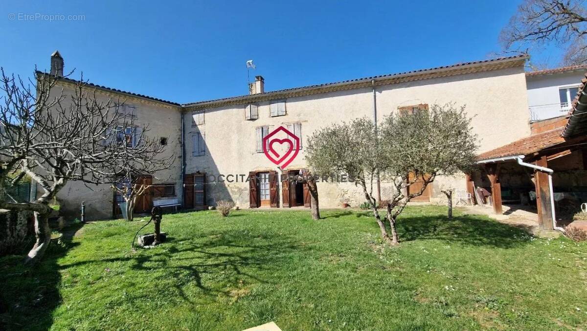 Maison à LE MAS-D'AZIL