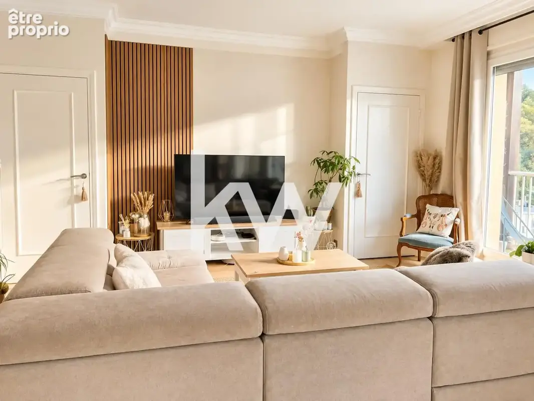 Appartement 4 pièces 103 m² à vendre à Saint-Etienne (42000) - photo 3