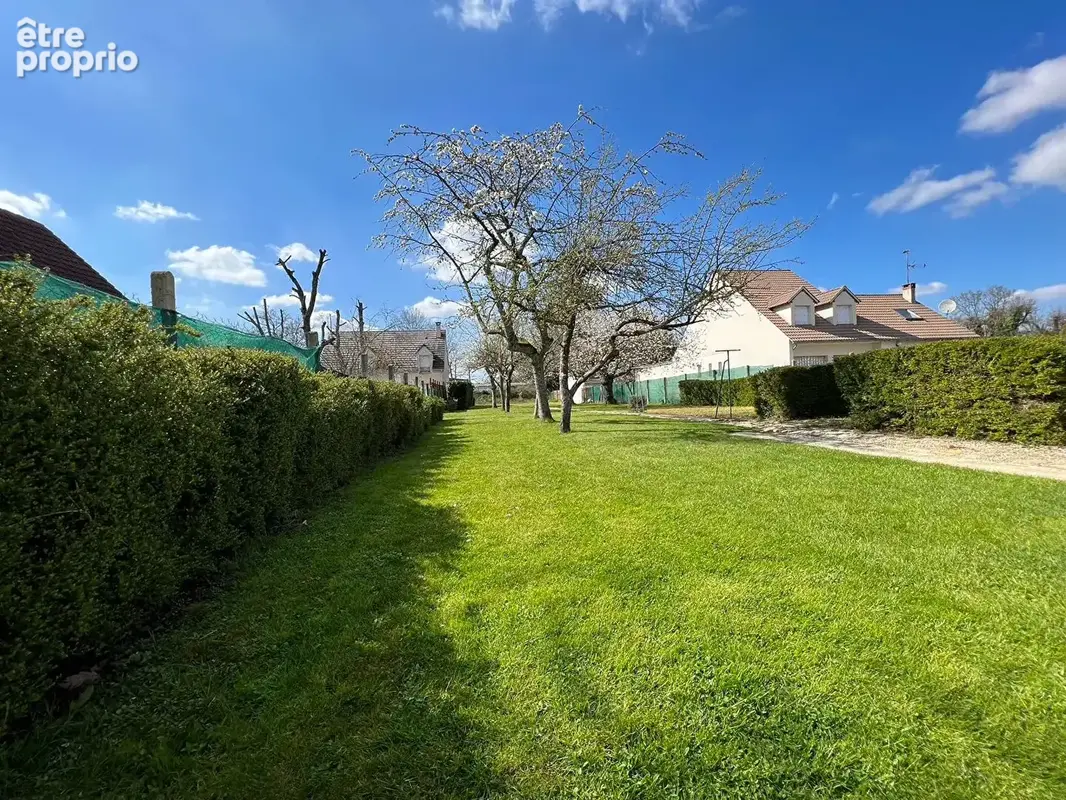 Maison à DAMMARIE-LES-LYS
