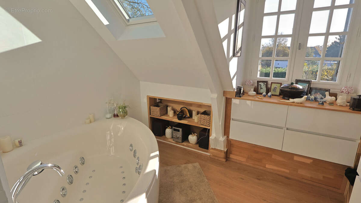 Maison à SUCE-SUR-ERDRE