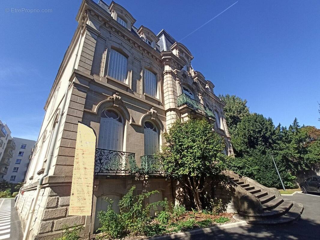 Autre à LIMOGES