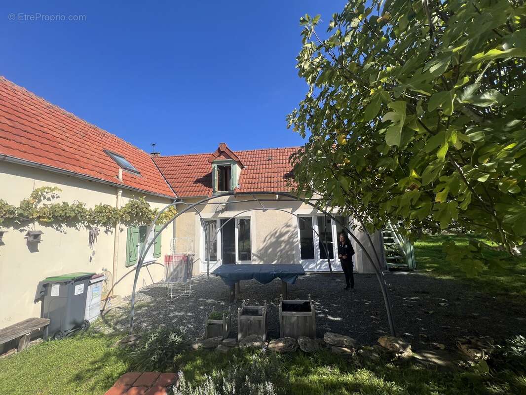 Maison à SAINT-SATURNIN