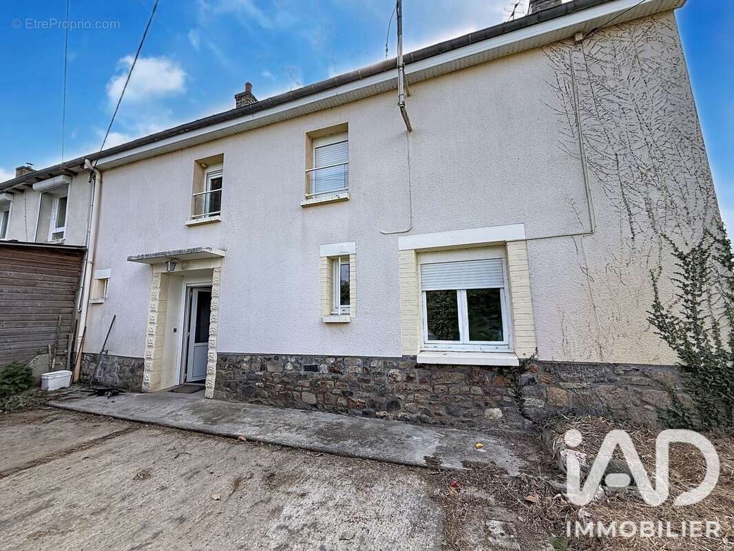 Photo 2 - Maison à MEDREAC
