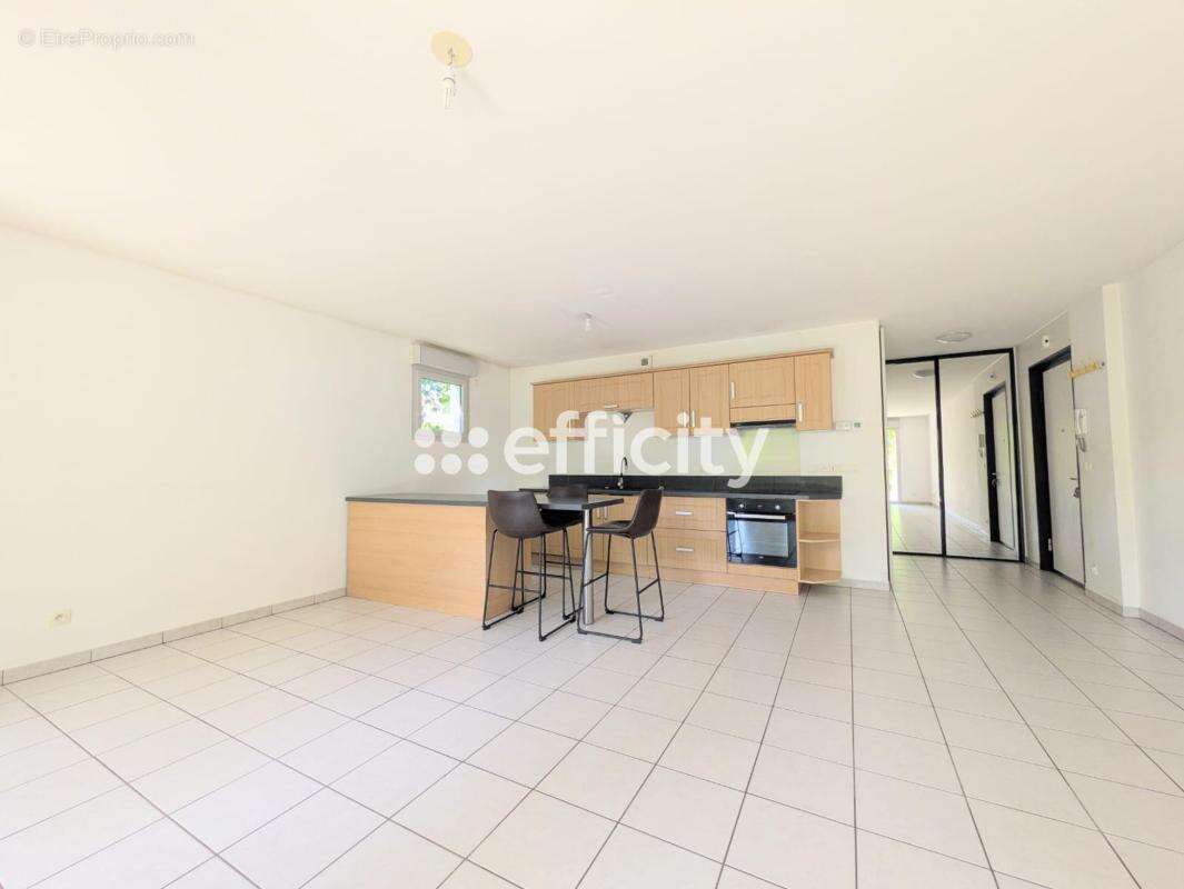 Appartement à GRESY-SUR-AIX