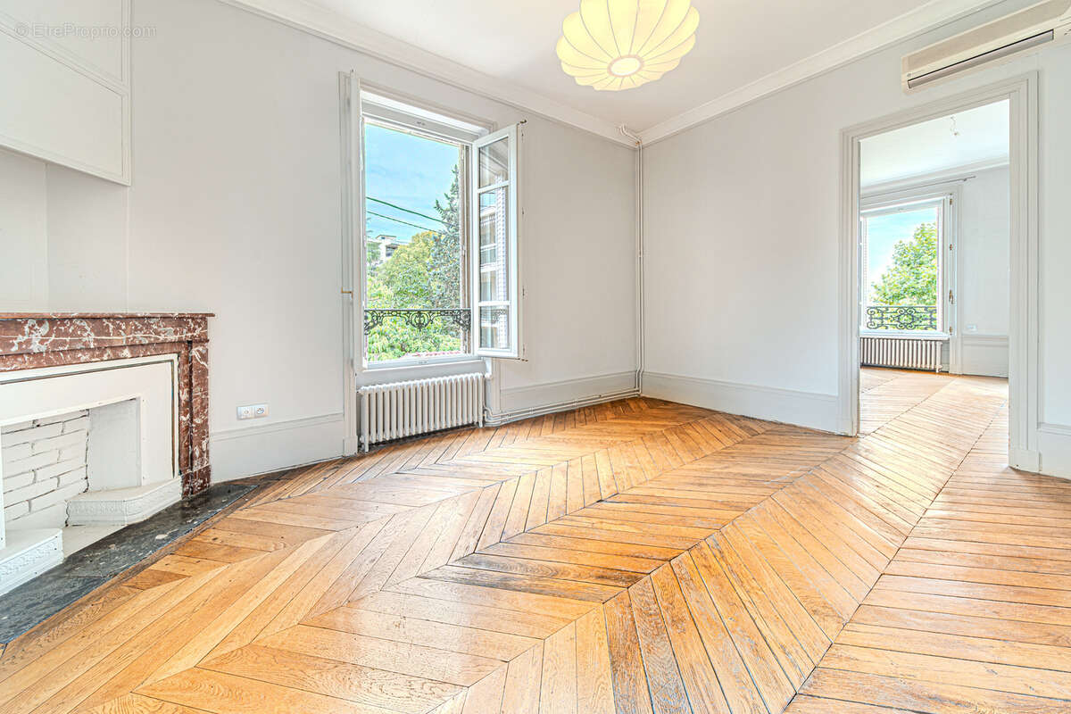 Belle demeure du xixᵉ siecle renovee 8 pieces 250 m2 caluire-et-cuire - photo 12