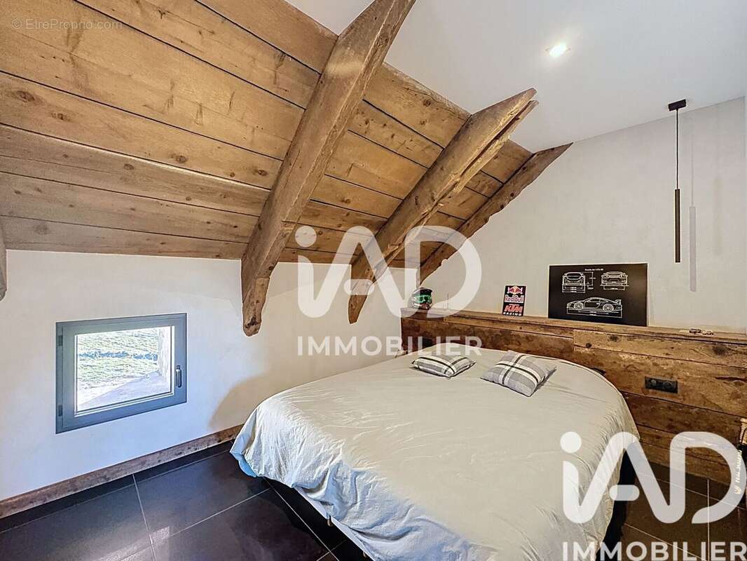 Maison 115 m² à Mezilhac  - photo 5