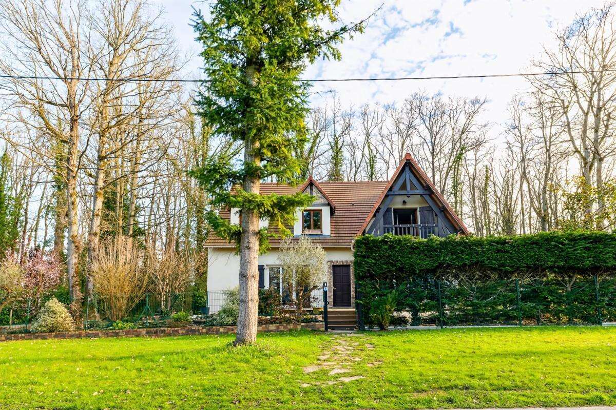 Maison à SAINT-FARGEAU-PONTHIERRY