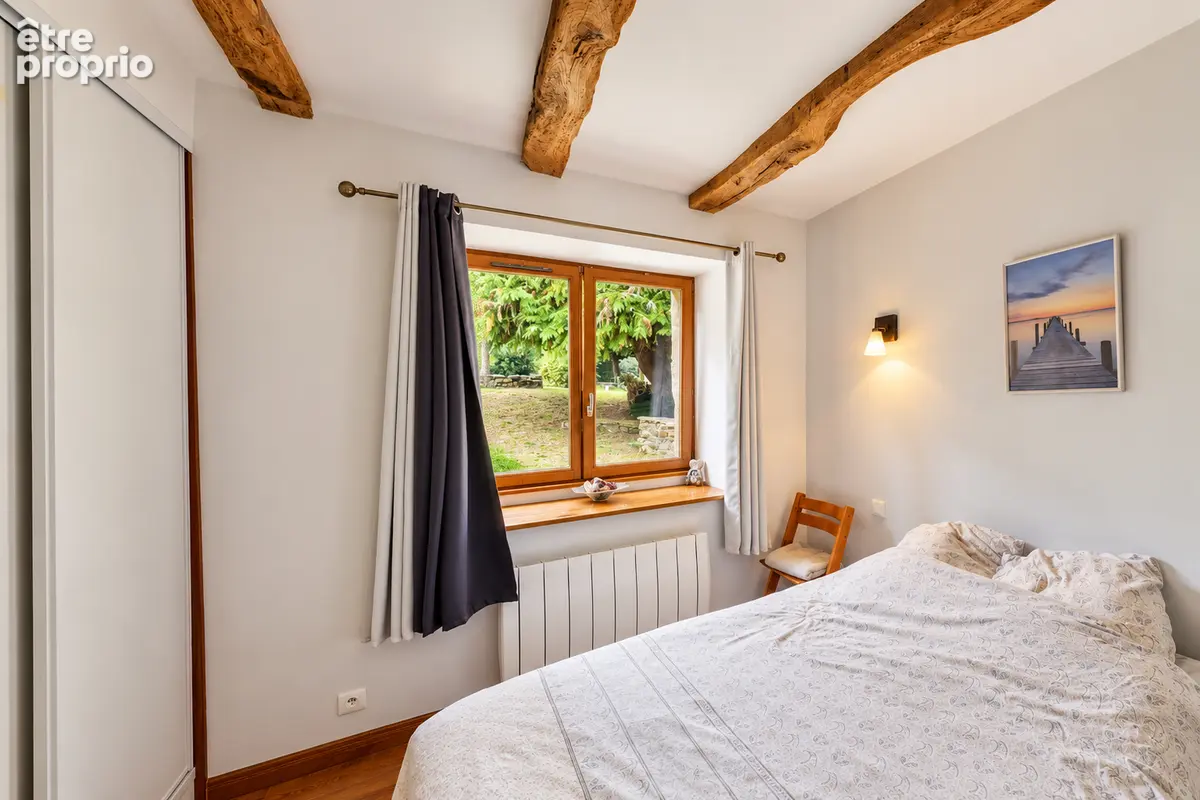 MORBIHAN -  Saint Jean Brevelay - Longère rénovée avec 4 chambres et 906 m2 de jardin - photo 6