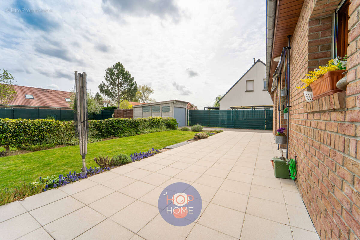 Maison à NEUVE-CHAPELLE