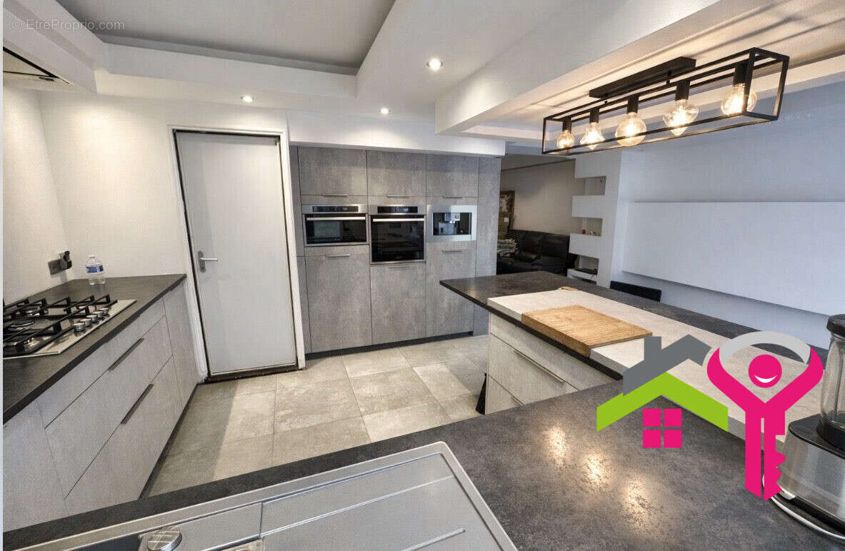 Maison à DOUCHY-LES-MINES