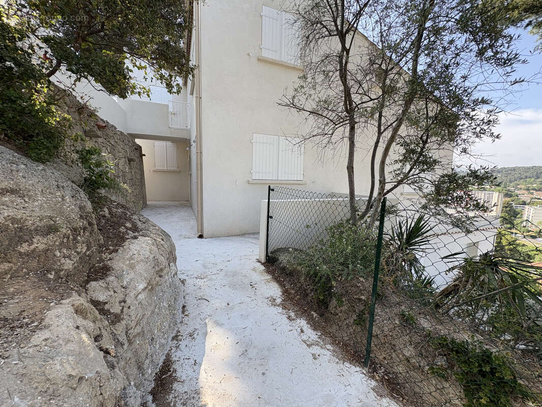 Appartement à MARSEILLE-12E