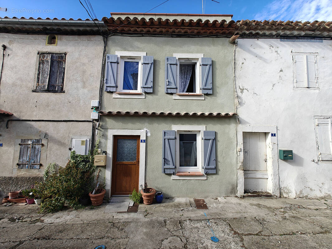 Maison à BELVEZE-DU-RAZES