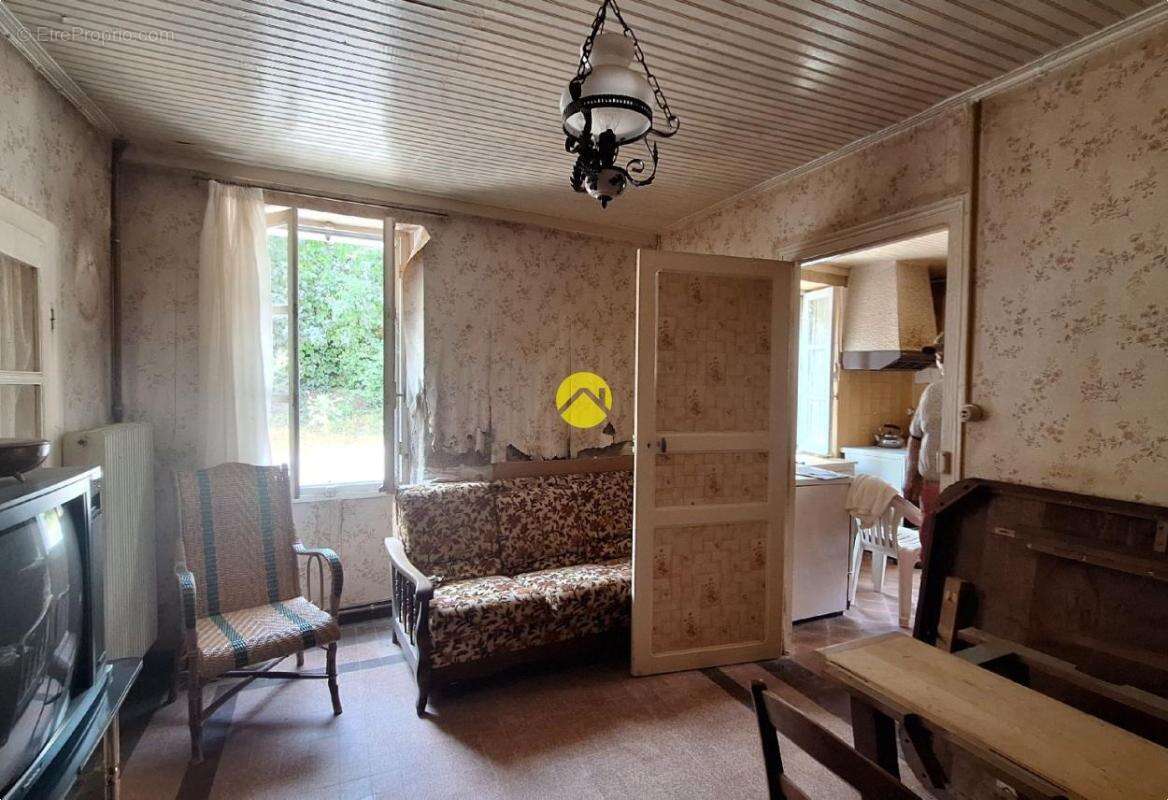 Maison a renover en campagne - photo 5