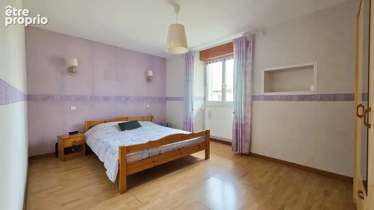 Maison de village 156 m², 3 chambres, terrain 2 432 m² et dépendances - photo 6