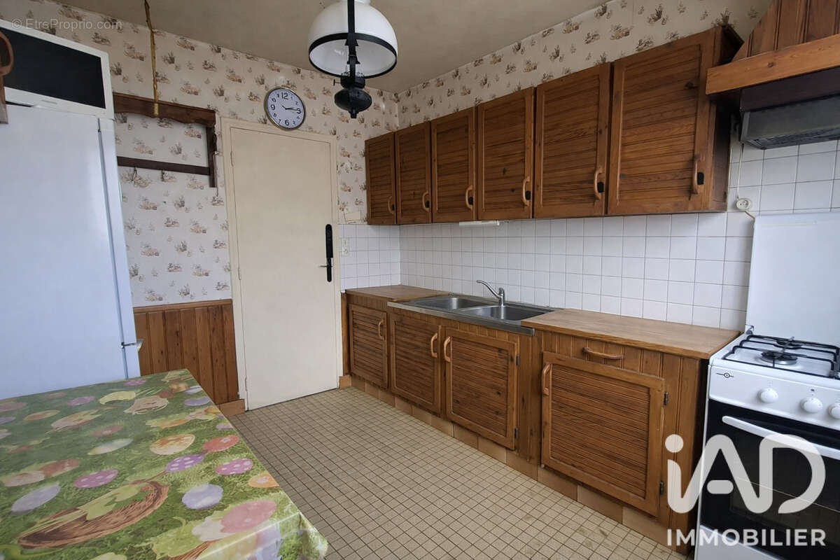 Maison 78 m² à Conches-En-Ouche  - photo 3