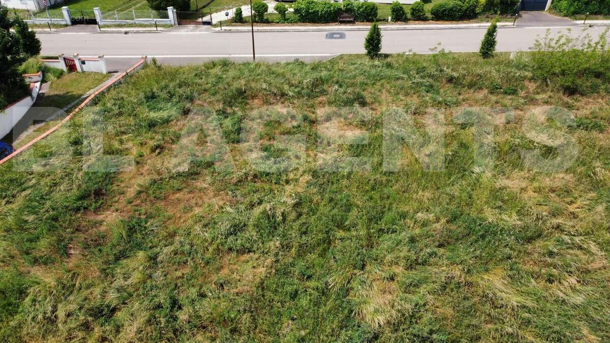 dji_fly_20250609_130112_221_1749484606541_photo_optimized_inPixio - Terrain à SERGINES