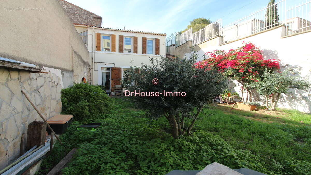 Maison à MARSEILLE-3E