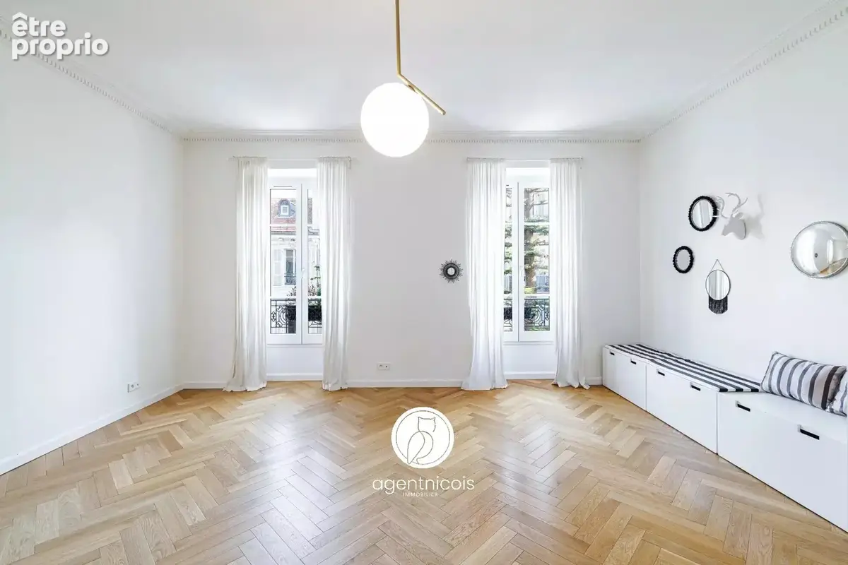 Nice // Wilson - Rue Adolphe de Rothschild : 3 pièces / Très bon état / Traversant / lumineux - photo 6