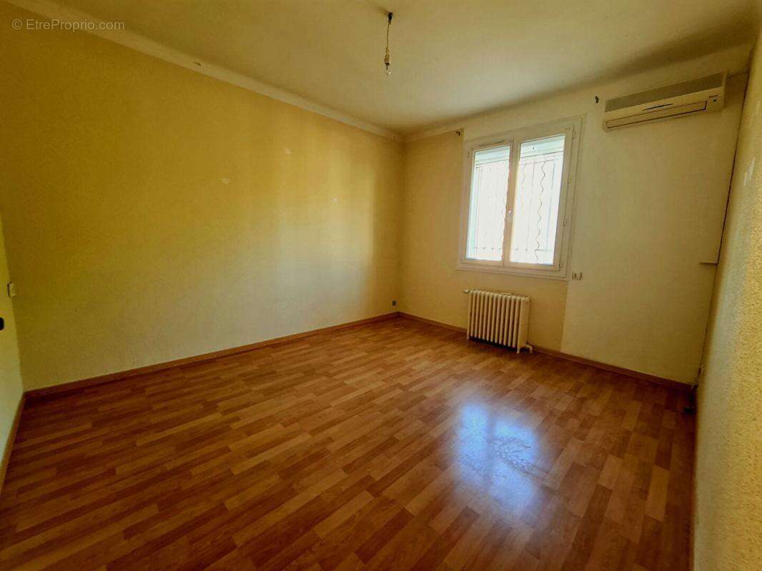 Alès - Maison de 150M² proche des commerces et école - photo 17